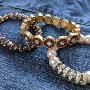 Lot of 3 stretch bracelets